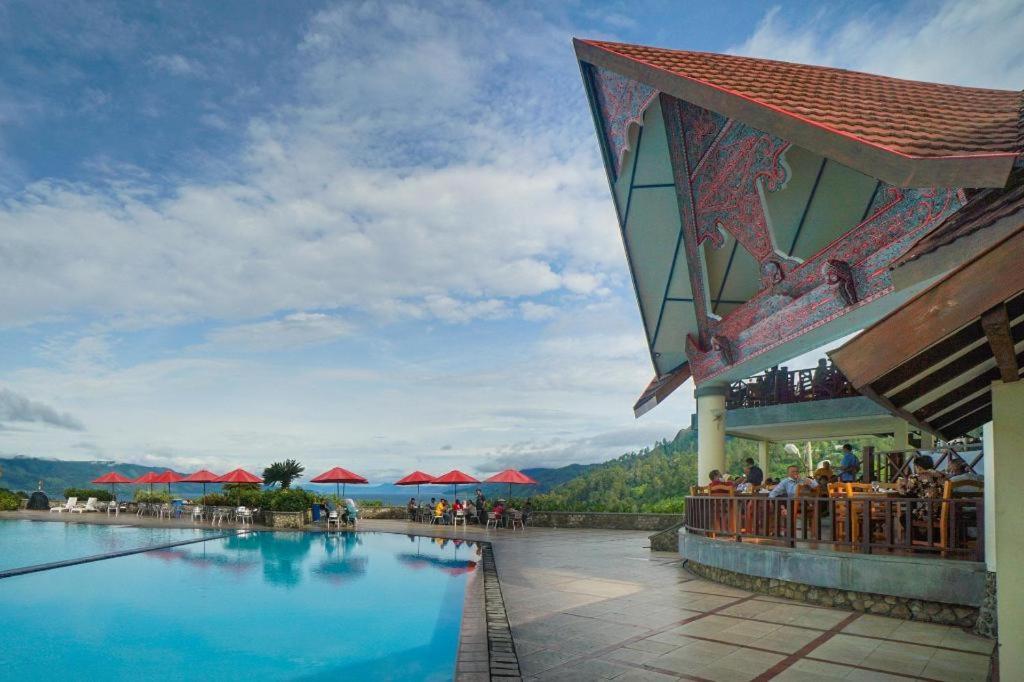 Hotel Niagara Parapat Exterior photo